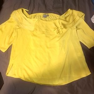 Beautiful Vibrant golden green color Blouse 👚